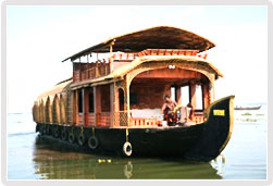 houseboat